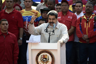 ¡POR FAVOR! La nueva coba de Maduro: Dice que el sistema eléctrico nacional fue atacado desde Houston, Chile y Colombia con un virus