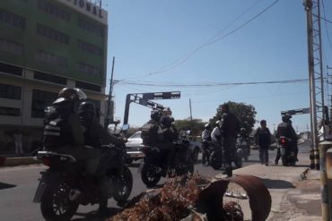 ¡ABUSO! Detienen a equipo de TVVnoticias y VPI durante cobertura en protestas del Zulia: Los obligaron a borrar el material grabado (+Video)