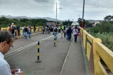 ¡VEA! Así amaneció el puente internacional Simón Bolívar: a un año del intento de ingreso de la ayuda humanitaria (+Video)