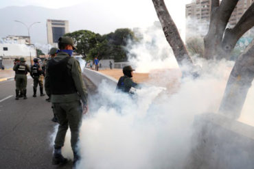 ¡LE CONTAMOS! Experta química afirma que las bombas utilizadas por el régimen para reprimir son «letales» (Lea las razones) ¡LE CONTAMOS! Experta química afirma que las bombas utilizadas por el régimen para reprimir son «letales» (Lea las razones)