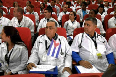 ¡LE CONTAMOS! El mundo oculto de los médicos cubanos que son enviados a trabajar al extranjero, según BBC