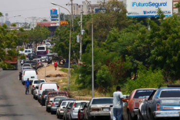 ¡SÉPALO! La «perla» que soltó Reuters: Pdvsa reduce despacho de gasolina en varios estados para priorizar a Caracas