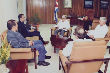 ¡ENTÉRESE! El «recado» de apoyo incondicional que enviaron Díaz Canel y Raúl Castro a Maduro en reunión con Arreaza