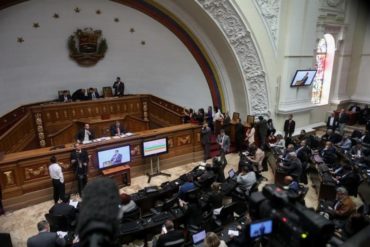 ¡MÍRELA! La polémica pregunta de esta abogada respecto a diputados que solicitan refugio en embajadas