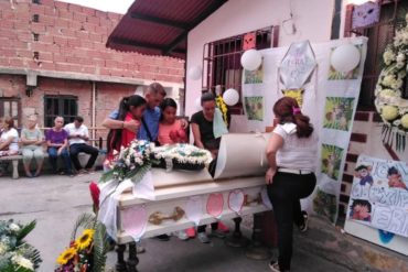 ¡AH, OK! Este colombiano niega en redes que en Venezuela haya muertos por falta de medicinas (+Video)