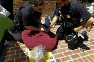 ¡ÚLTIMA HORA! Arrestan 5 personas en una protesta frente a la embajada de Venezuela en EEUU