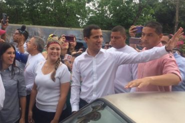 ¡MÍRELO! Guaidó acompaña a los venezolanos que hacen cola para la gasolina en Lara  este #25May (+Videos)