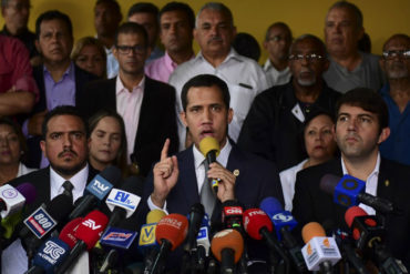 ¡ASÍ LO DIJO! La importancia de mantenerse en las calles según Guaidó: “La opción no es quedarnos en la casa esperando” (+Video)