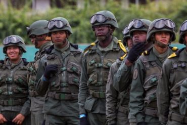 ¡POLÉMICO! Militares venezolanos en el exilio serían presa de grupos armados ilegales colombianos (+Video)