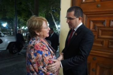 ¡COMENZANDO MAL! Negaron acceso a medios privados al encuentro entre Arreaza y Bachelet, denuncia periodista