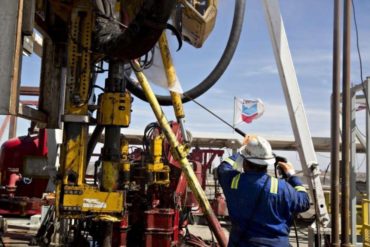 Venezolanos en Houston manifestaron contra Chevron para exigir que detenga la producción de petróleo (+Video)