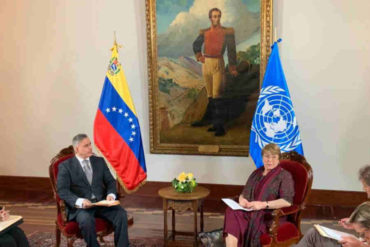 ¡SE LOS MOSTRAMOS! Los “cuentos” que le metió Tarek a Bachelet durante la reunión que sostuvieron