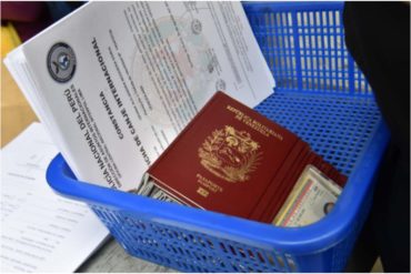 ¡EXORBITANTE! El pasaporte venezolano pasó a ser el cuarto más caro del mundo tras aumento anunciado este #19Nov