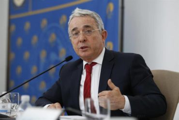 ¡GRAVE! Álvaro Uribe asegura que Iván Márquez y Jesús Santrich están en Caracas para participar del Foro de Sao Paulo