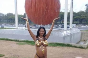 ¡ENLOQUECIÓ! Polémica por mujer embarazada que posó desnuda en plena Esfera de Soto (+La estallaron en las redes)