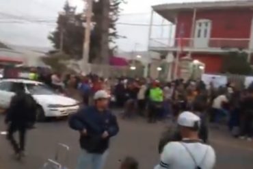 ¡LE MOSTRAMOS! Así permanecen los más de 400 venezolanos varados frente a Consulado de Chile en Tacna, Perú