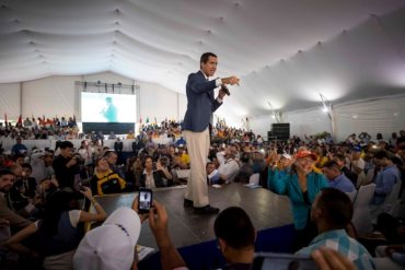 ¡LO DIJO CLARITO! El mensaje de Juan Guaidó a los venezolanos: Es imperativo que todos, juntos, aumentemos la presión (+Comunicado)