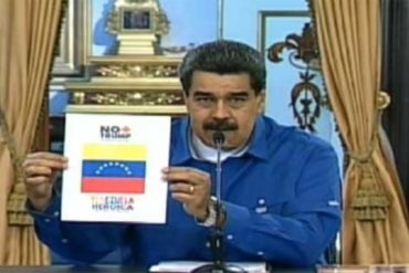 ¡NO LE DA PENA! Maduro presenta una «cartilla» para recoger firmas en contra de Trump y las sanciones