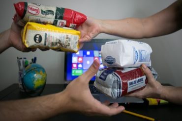 ¡SOCIALISMO PURO! Una familia venezolana requiere más de 41 salarios mínimos para adquirir la Canasta Alimentaria