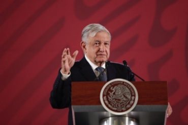 ¡AH, OK! “No mentir, no robar, no traicionar”: La receta mágica de López Obrador para evitar contagiarse de coronavirus (+No lo perdonaron)