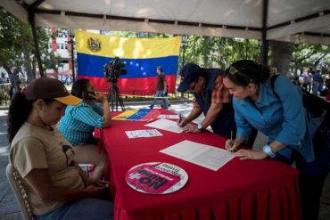 ¡SÍ, LUIS! Maduro asegura que han recolectado 5 millones de firmas en rechazo de las sanciones de Trump (+Video)