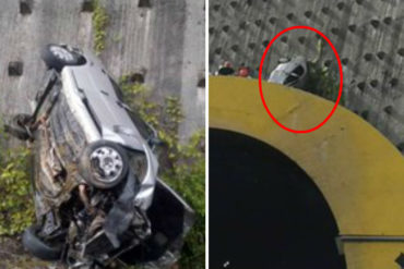 ¡IMPACTANTE! Fallece un hombre tras volcar su vehículo sobre la entrada del túnel de la autopista Gran Mariscal de Ayacucho (+Fotos +Video)