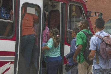 ¡PILAS CON ESTO! En Caracas ya comenzaron a cobrar el pasaje en 800 bolívares en la rutas urbanas
