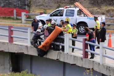 ¡TRÁGICO! Venezolano se lanzó desde un puente con su maleta tras llegar a Ecuador