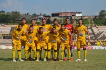 ¡HAMPA DESATADA! Robaron a los jugadores del Trujillanos FC tras partido en el Pachencho Romero, en Maracaibo (Les quitaron hasta el uniforme)