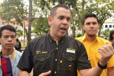 ¡ALERTA! PJ denuncia que funcionarios de la Dgcim están en la casa del diputado José Antonio Mendoza