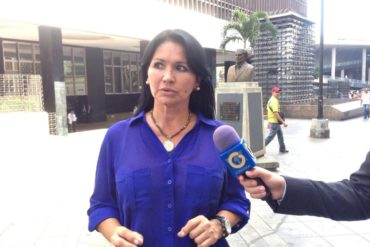 ¡SE LO DECIMOS! Melva Paredes confirma que la Asamblea Nacional debate el posible regreso del oficialismo a la AN