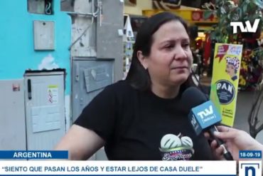 ¡MUY DURO! “Estar lejos de casa duele, duele mucho”: la historia de una inmigrante venezolana que vende arepas en las calles de Argentina (+Video)