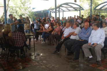 ¡INJUSTO! Taxistas, electricistas, obreros y servicio de limpieza en casas: los oficios paralelos de los profesores universitarios venezolanos para sobrevivir