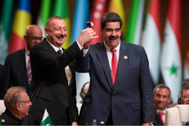 ¡NO ME DIGAS! Maduro desde Azerbaiyán: Estamos venciendo la crisis económica en Venezuela