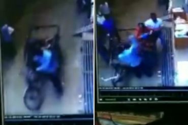 ¡MILAGRO! El impactante momento en el que una bebé cae de un edificio y es salvada por un mototaxista que pasaba (+Video)