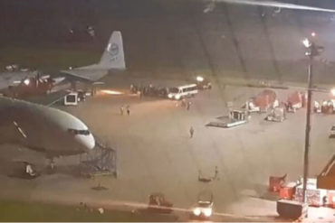 ¿MÁS O MENOS? Un avión militar venezolano aterrizó en el aeropuerto más importante de Bolivia en medio de denuncias de fraude electoral (+Video)