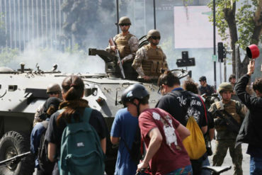 ¡DE TERROR! “Realmente me dio miedo”: Lo que dicen venezolanos que huyeron de la dictadura y ahora viven violentas protestas en Chile