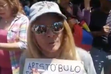 ¡SIN TAPUJOS! Una docente le da hasta con el tobo a Aristóbulo Istúriz: «Tú eres el único maestro multimillonario» (+Video)