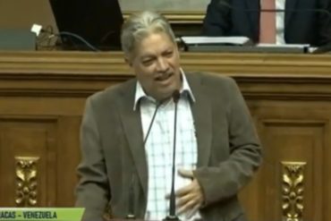 ¡POR FAVOR! “El c*lillo es libre”: La descarada razón por la que según este diputado chavista se debate sobre la emergencia eléctrica en la AN