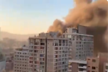 ¡LAMENTABLE! Nuevas protestas en Chile acaban con el incendio de un edificio en el centro de Santiago (+Videos)