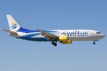 ¡VEAN! Captan el angustiante momento en que tripulación del vuelo de Swift Air preparó a los pasajeros para el “impacto” (+Video)