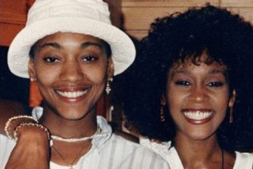 ¡INÉDITO! Una amiga de Whitney Houston contó detalles del romance secreto que mantuvieron: “Simplemente sucedió, y se sintió maravilloso”