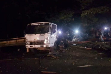 ¡LAMENTABLE! Explotó carro bomba en las inmediaciones de una estación de policía en Colombia: confirman 3 muertos y 7 heridos (+Video)