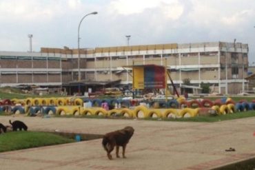 ¡ATENCIÓN! Alertan que reclusos tomaron el penal de Táchira por la falta de alimentos: Han perdido 18 kilos en un mes (+Video)