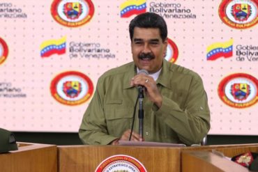 ¡DESCARO! Maduro distribuirá fusiles a los milicianos para que se unan al patrullaje de las calles durante navidades (+Video)