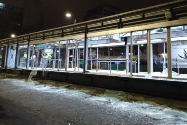 ¡POR VANDALISMO! Servicio de TransMilenio fue suspendido en Bogotá en la noche de este #22Nov