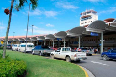 ¡ENTÉRESE! Confiscan a venezolana más de 115 mil dólares en aeropuerto de República Dominicana