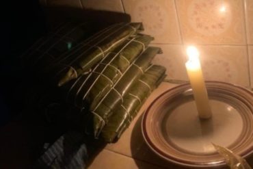 ¡GRAVE! Crisis eléctrica ‘obliga’ a los venezolanos hacer las hallacas a la luz de las velas