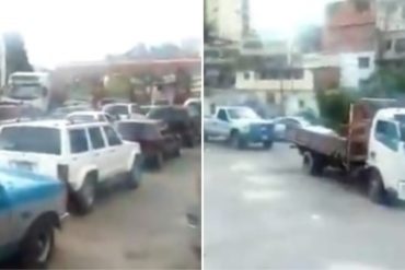 ¡COLAPSO! Reportan largas colas de vehículos en Los Teques por falla en la distribución de combustible (+Video)