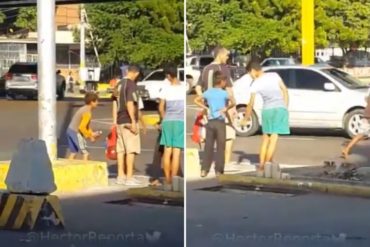 ¡LAMENTABLE! El momento en el que 5 menores en situación de calle roban a un señor debajo de un elevado en Puerto la Cruz (+Video)